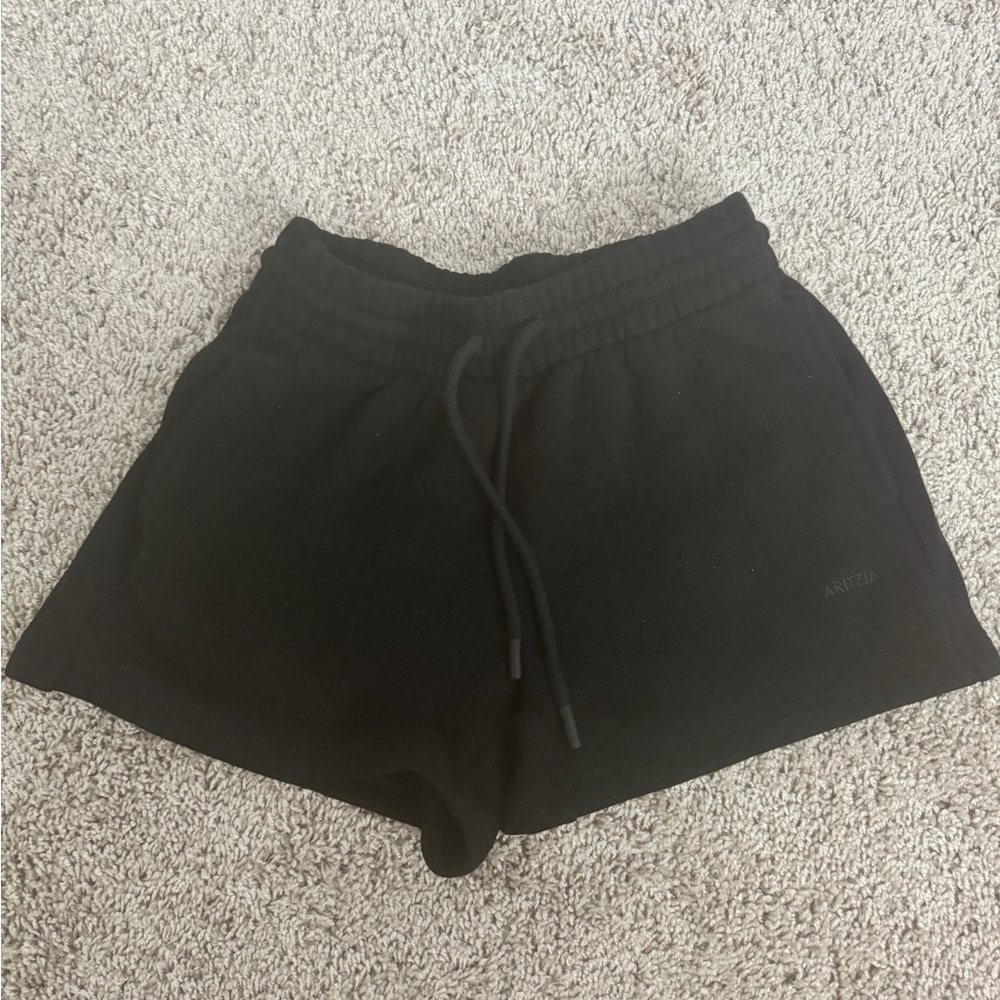 ARITZIA COZY FLEECE BOYFRIEND MINI SWEATSHORT SIZE XS